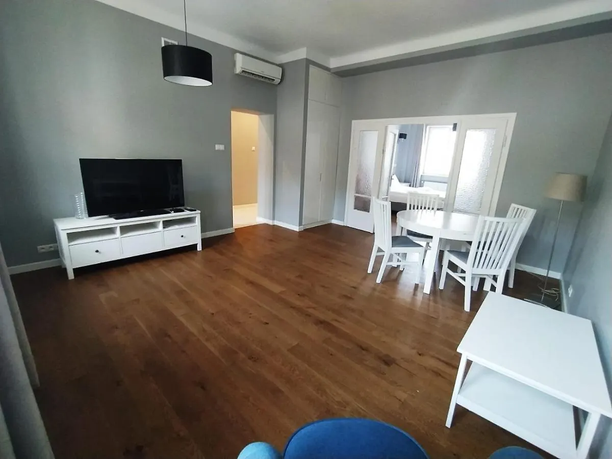 Daire Aparthotel Nowy Swiat 29 Varşova