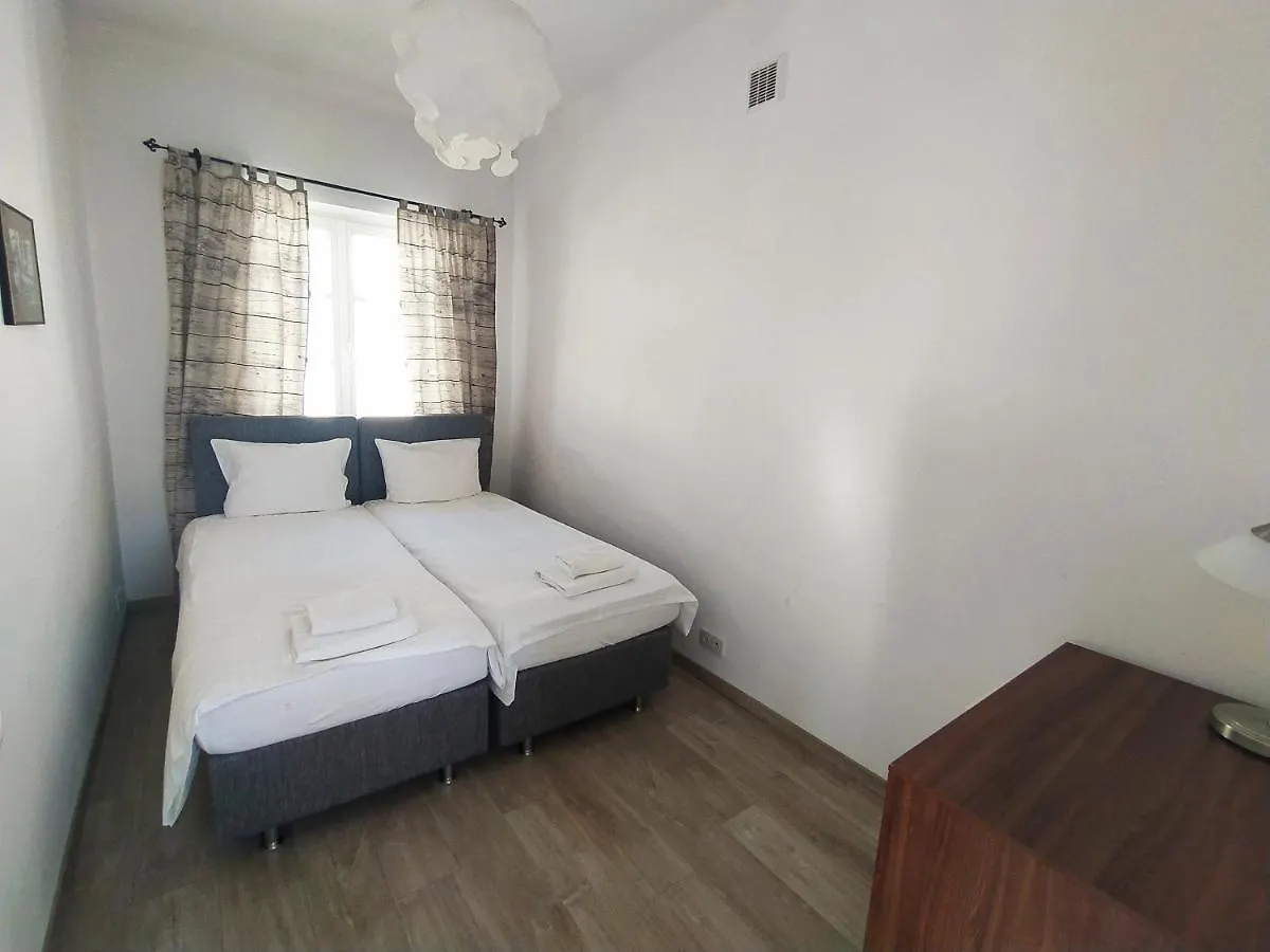 Daire Aparthotel Nowy Swiat 29 Varşova